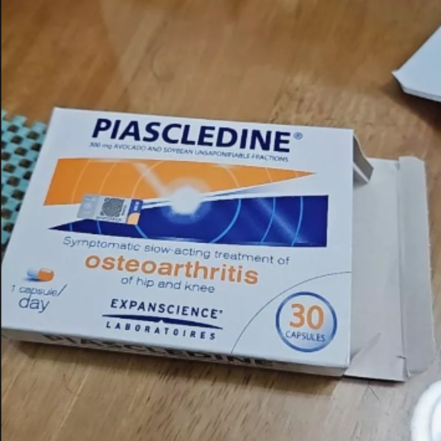 3 box Piascledine Anti-rheumatic Osteoarthritis Joint-pains (300mg x 30Caps)