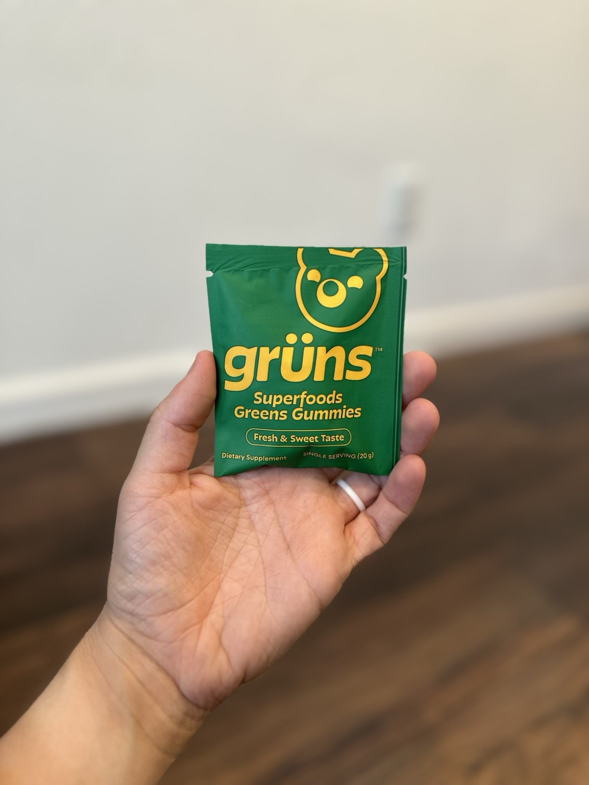Grüns Adult Greens Gummies, 32 Daily Packs Open Bx