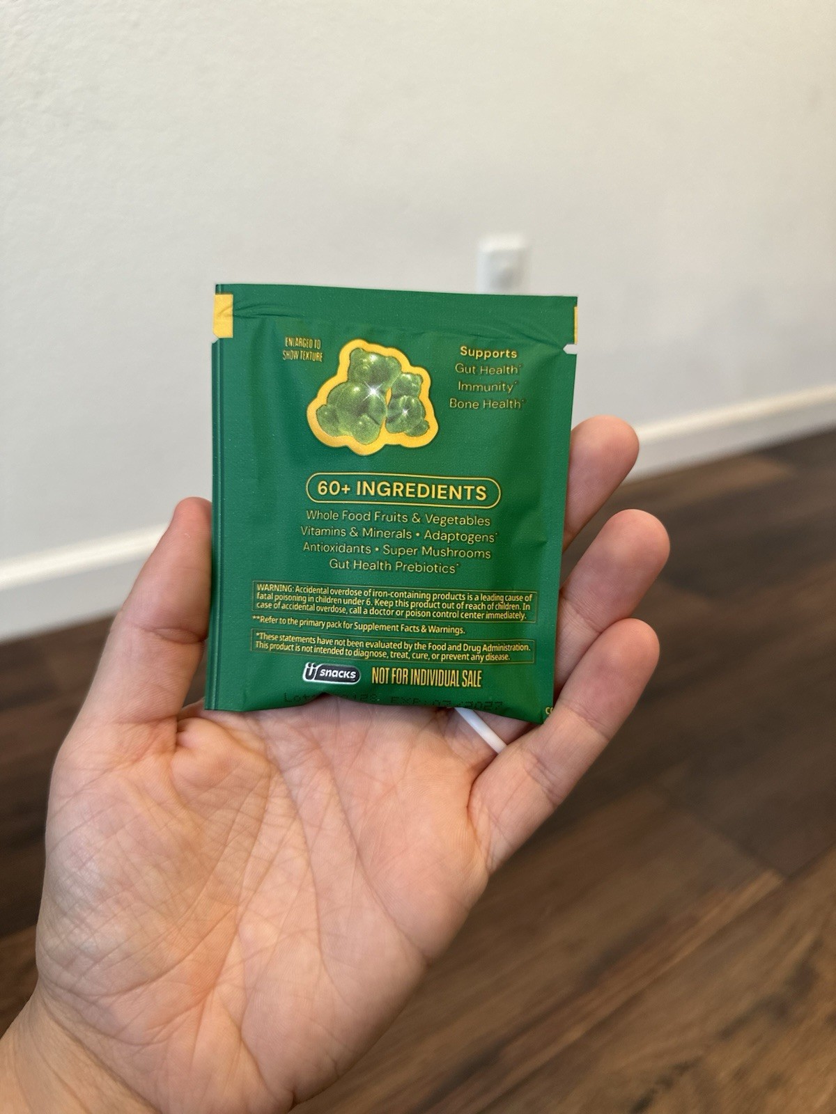 Grüns Adult Greens Gummies, 32 Daily Packs Open Bx