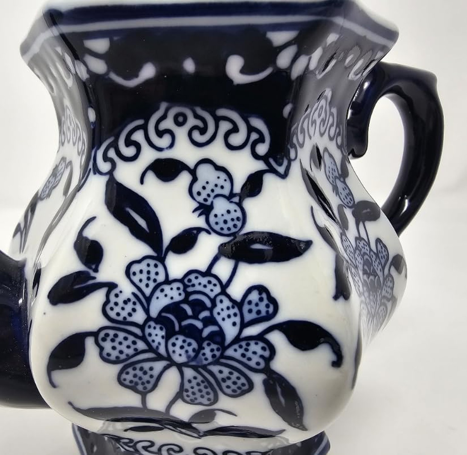 Teapot Blue and White Porcelain 16 Ounce China, Coffee Pot? Hexagonal